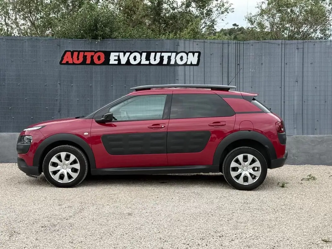 Citroën C4 Cactus 2016 - 11750 EUR, 90000 km - AUTO.MOTO.pt - 90000km - foto 3 de 24