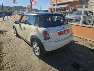 MINI One 2009 - 7990 EUR, 164320 km - 164320km - foto 4 de 14