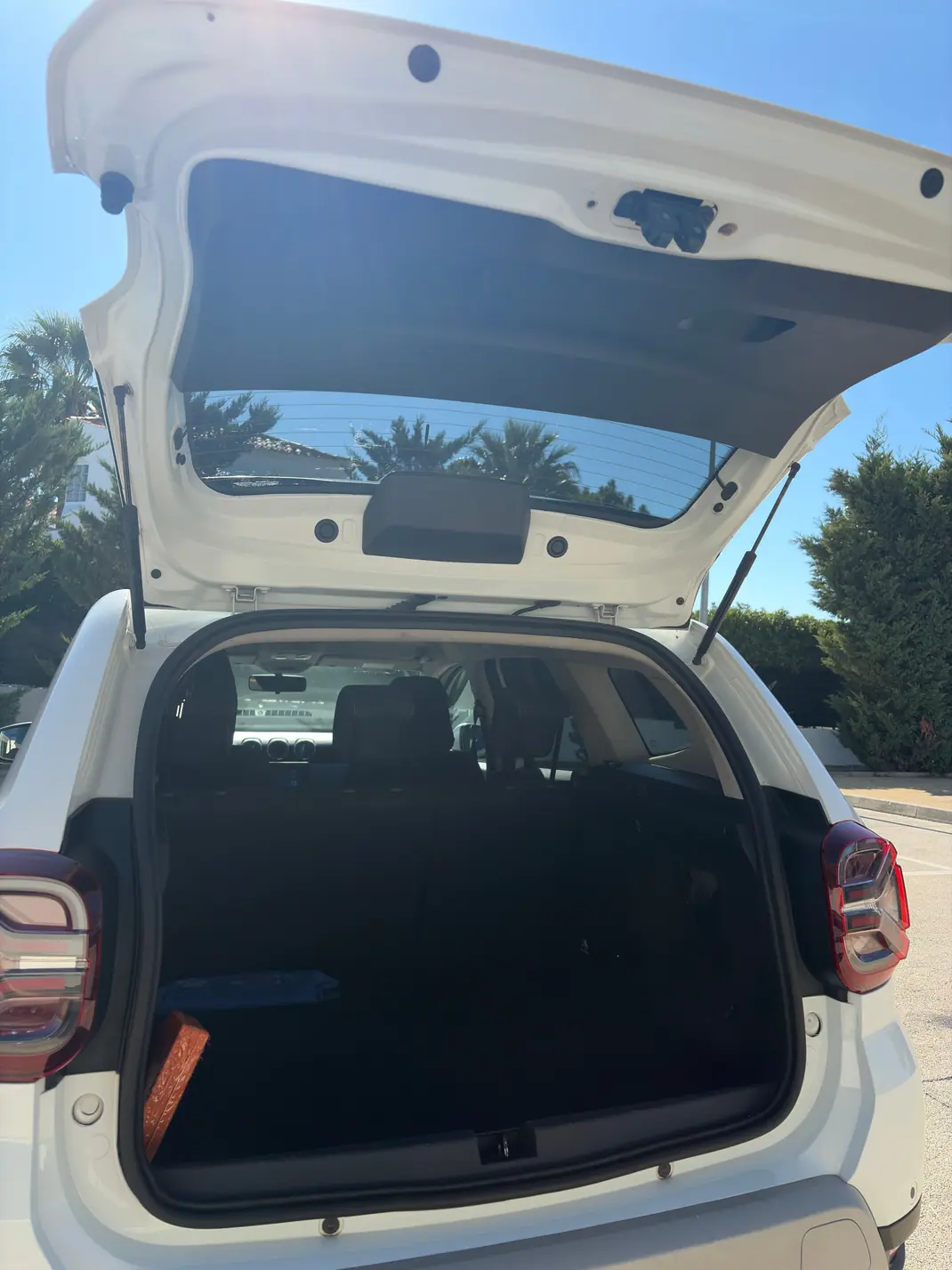 Dacia Duster 2022 - 11000 EUR, 253300 km - 253300km - foto 7 de 8
