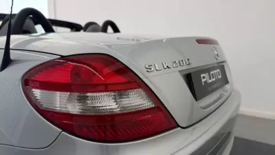 Mercedes-Benz SLK 200 2006 - 16490 EUR, 133014 km - AUTO.MOTO.pt - 133014km - foto 8 de 25
