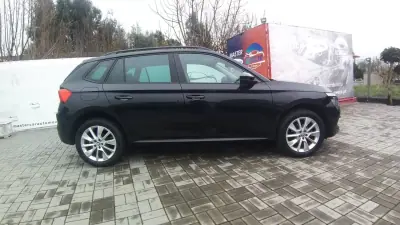 Skoda Kamiq 2022 - 17650 EUR, 59821 km - AUTO.MOTO.pt - 59821km - foto 2 de 38