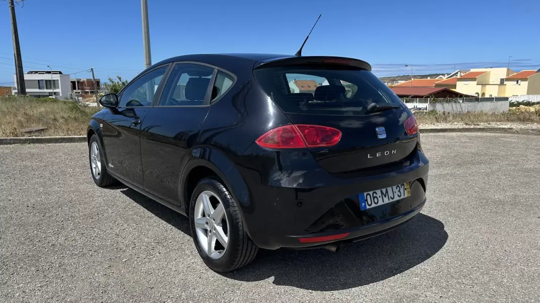 SEAT Leon 2011 - 6950 EUR, 151000 km - 151000km - foto 6 de 19