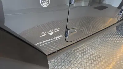 Jeep Wrangler Unlimited 2018 - 49500 EUR, 104894 km - AUTO.MOTO.pt - 104894km - foto 32 de 63