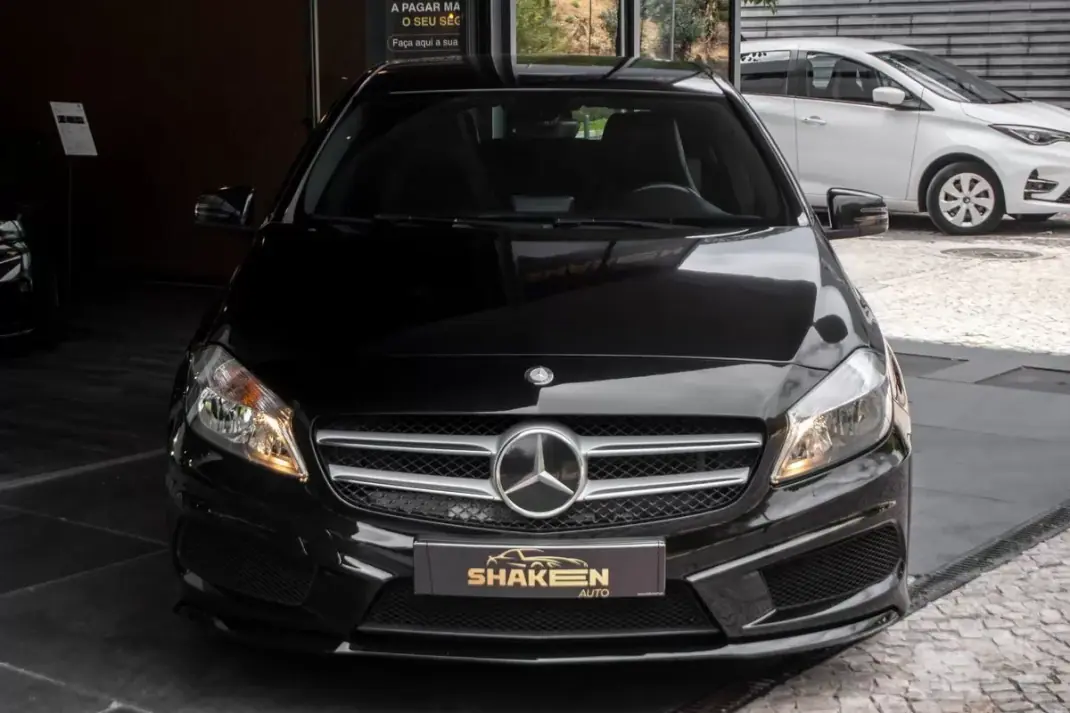 Mercedes-Benz A 180 2013 - 14990 EUR, 273379 km - 273379km - foto 7 de 36