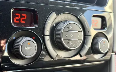 Peugeot RCZ 2015 - 17900 EUR, 144034 km - AUTO.MOTO.pt - 144034km - foto 50 de 64