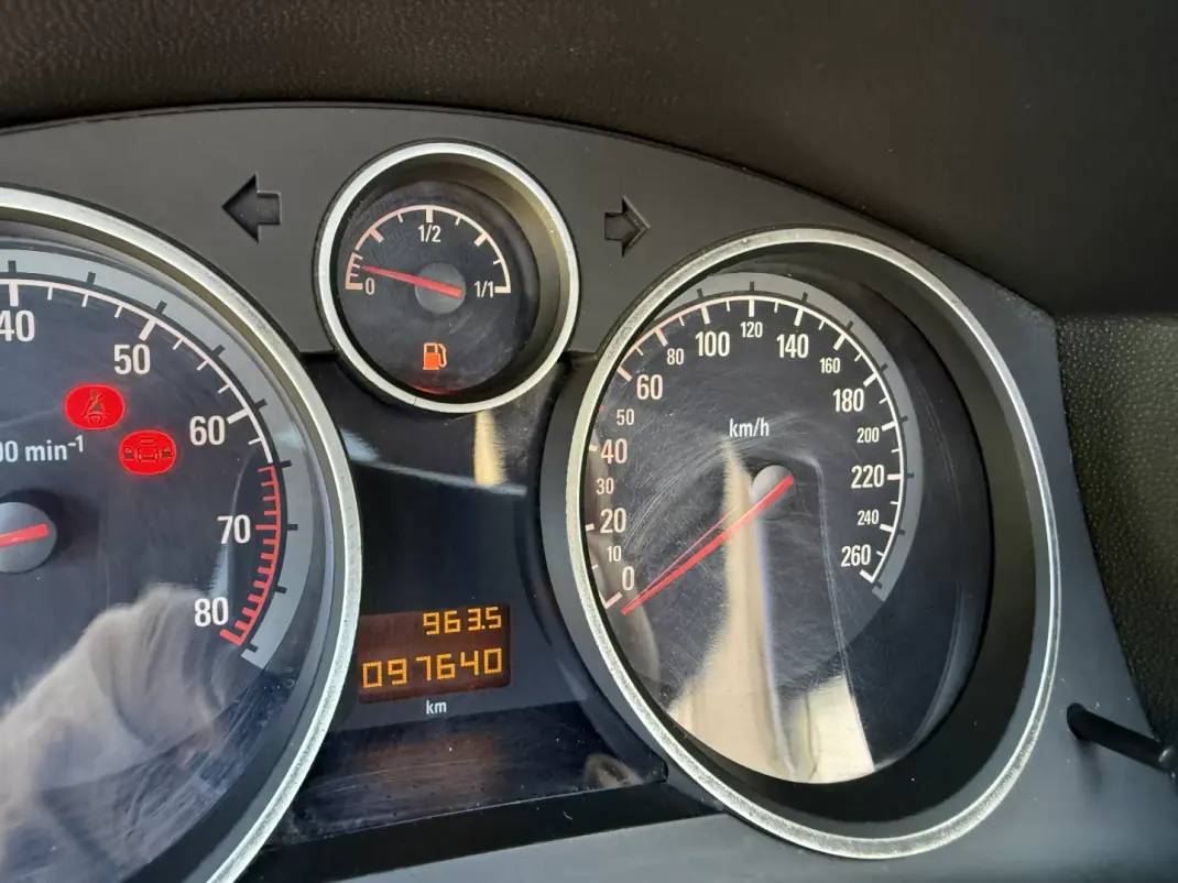 Opel Astra Cabrio 2006 - 7499 EUR, 97000 km - 97000km - foto 4 de 25