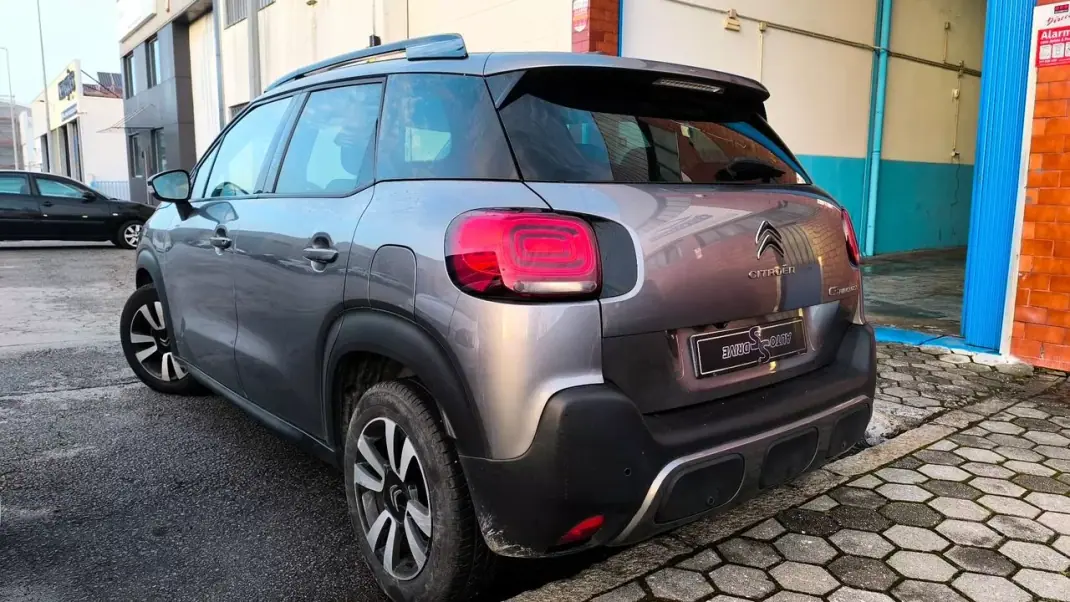 Citroën C3 Aircross 2018 - 10500 EUR, 102000 km - AUTO.MOTO.pt - 102000km - foto 13 de 19