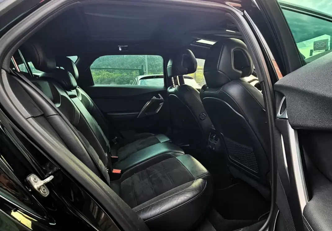 Citroën DS5 2014 - 13999 EUR, 160000 km - AUTO.MOTO.pt - 160000km - foto 8 de 29