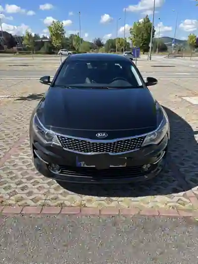 Kia Optima SW 2016 - 12480 EUR, 132000 km - AUTO.MOTO.pt - 132000km - foto 1 de 15