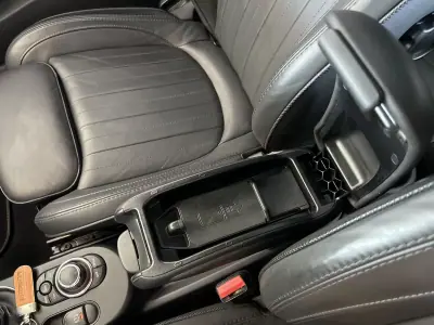 MINI Electric 2020 - 18800 EUR, 54497 km - AUTO.MOTO.pt - 54497km - foto 16 de 25