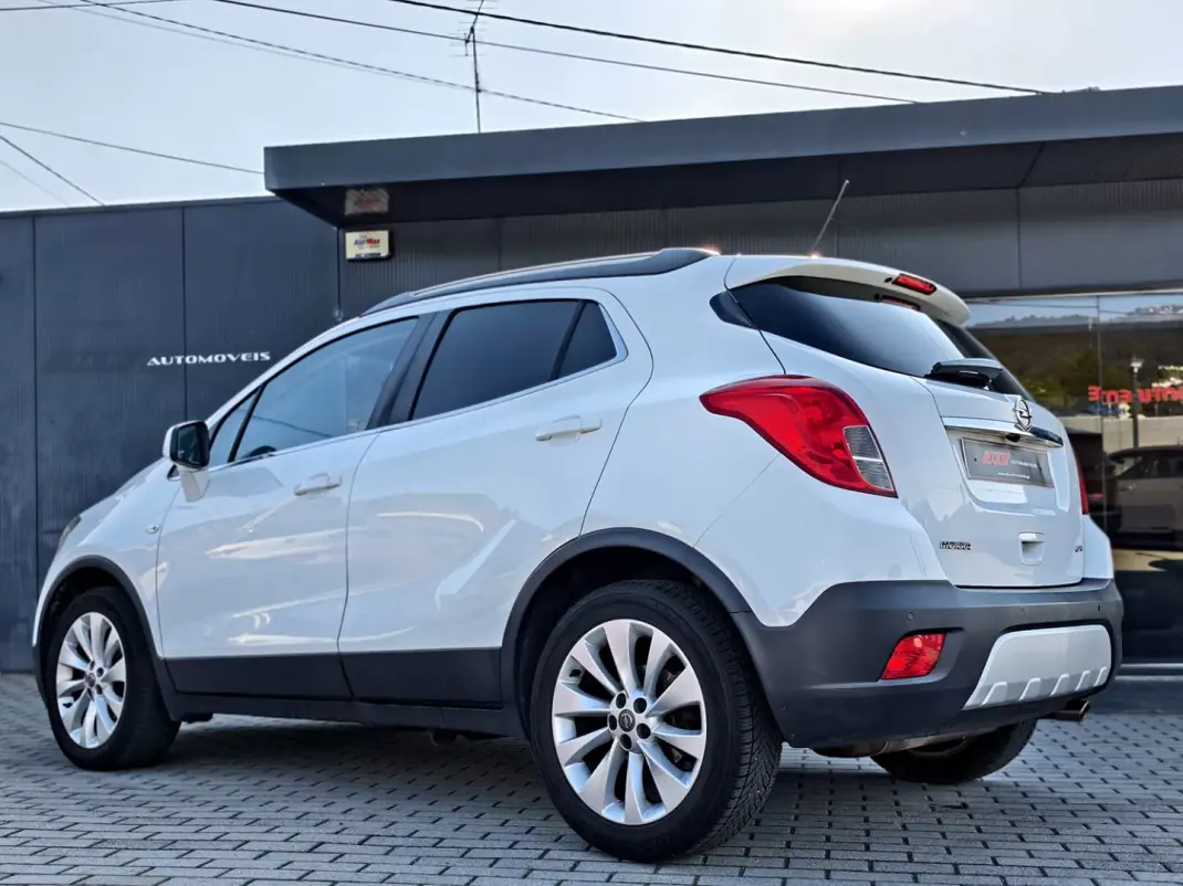 Opel Mokka 2016 - 12500 EUR, 135000 km - AUTO.MOTO.pt - 135000km - foto 6 de 18