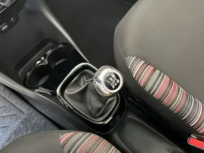 Citroën C1 2020 - 9800 EUR, 67008 km - AUTO.MOTO.pt - 67008km - foto 13 de 19