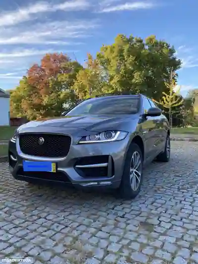 Jaguar F-Pace 2017 - 22500 EUR, 160000 km - AUTO.MOTO.pt - 160000km - foto 1 de 14