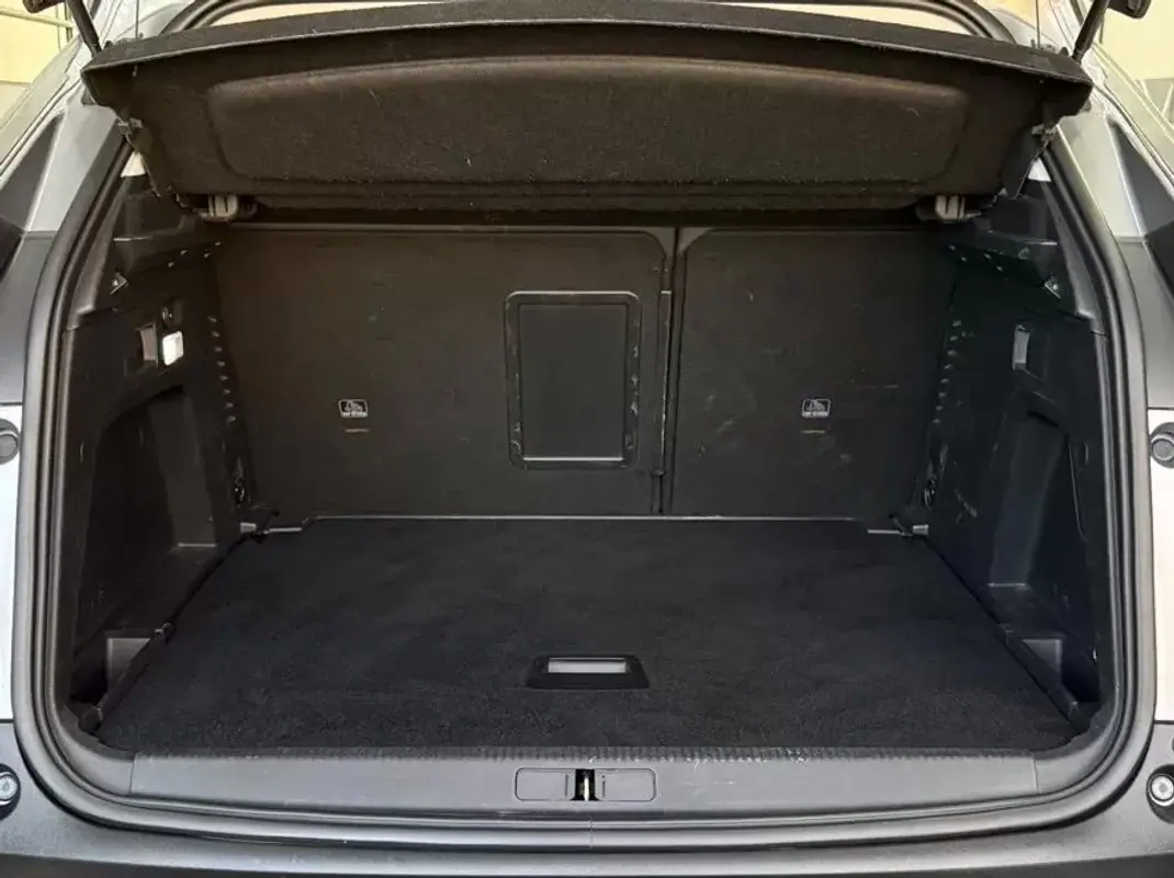 Peugeot 3008 2016 - 13999 EUR, 126514 km - 126514km - foto 19 de 22