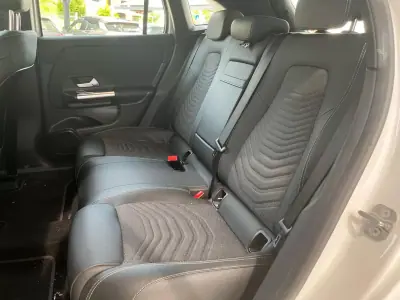 Mercedes-Benz EQA 2023 - 32990 EUR, 77000 km - AUTO.MOTO.pt - 77000km - foto 10 de 15