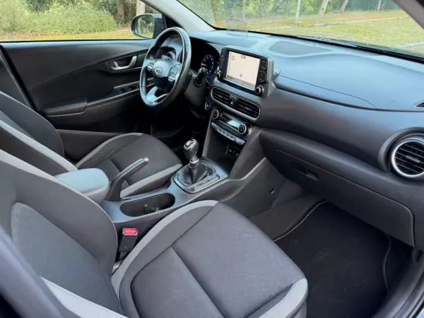 Hyundai Kauai 2019 - 15750 EUR, 106000 km - AUTO.MOTO.pt - 106000km - foto 12 de 22