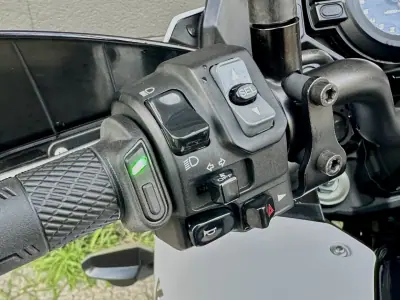 Kawasaki Versys 2015 - 8490 EUR, 79000 km - AUTO.MOTO.pt - 79000km - foto 12 de 22