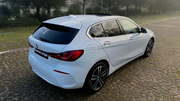 BMW 118 2019 - 22900 EUR, 142000 km - AUTO.MOTO.pt - 142000km - foto 18 de 22