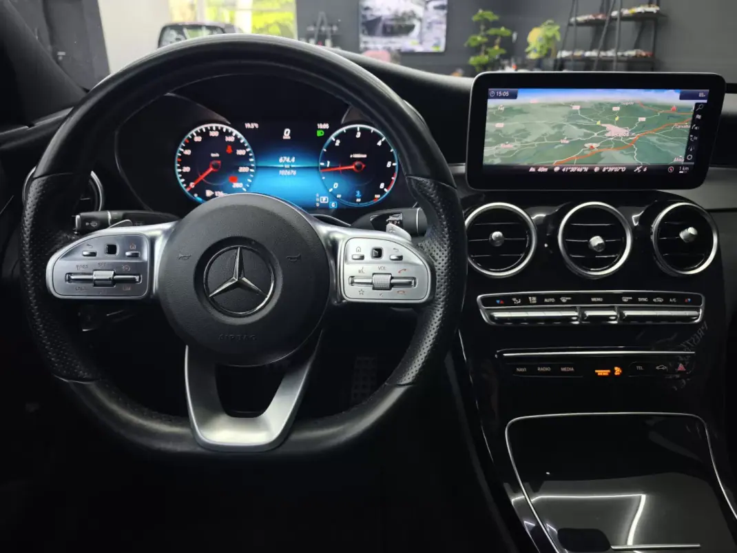 Mercedes-Benz C 220 2018 - 30950 EUR, 102676 km - AUTO.MOTO.pt - 102676km - foto 23 de 47