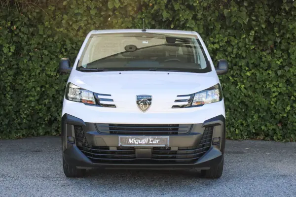 Peugeot Expert 2024 - 25900 EUR, 25000 km - AUTO.MOTO.pt - 25000km - foto 2 de 13