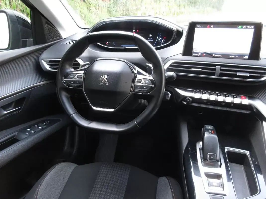 Peugeot 3008 2017 - 17990 EUR, 168000 km - 168000km - foto 29 de 37