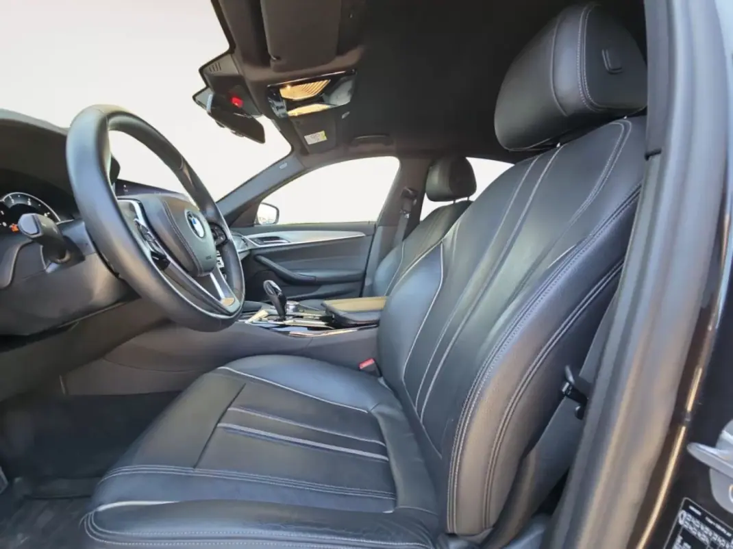 BMW 520 2019 - 24990 EUR, 90000 km - 90000km - foto 7 de 12