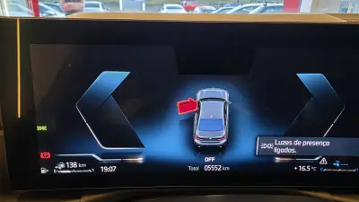 BMW 320 2024 - 42500 EUR, 5552 km - AUTO.MOTO.pt - 5552km - foto 44 de 58