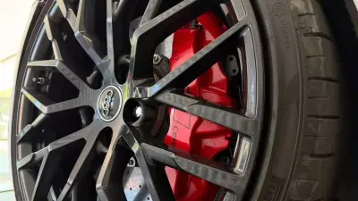 Audi R8 Coupé 2015 - 129990 EUR, 78788 km - 78788km - foto 15 de 34