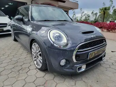 MINI Cooper 2015 - 20990 EUR, 182000 km - AUTO.MOTO.pt - 182000km - foto 3 de 33