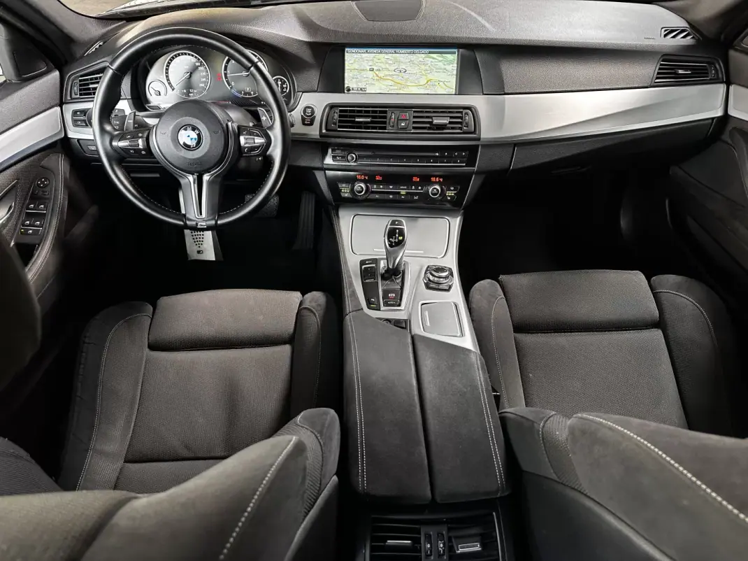 BMW 520 2013 - 18500 EUR, 225820 km - AUTO.MOTO.pt - 225820km - foto 16 de 41