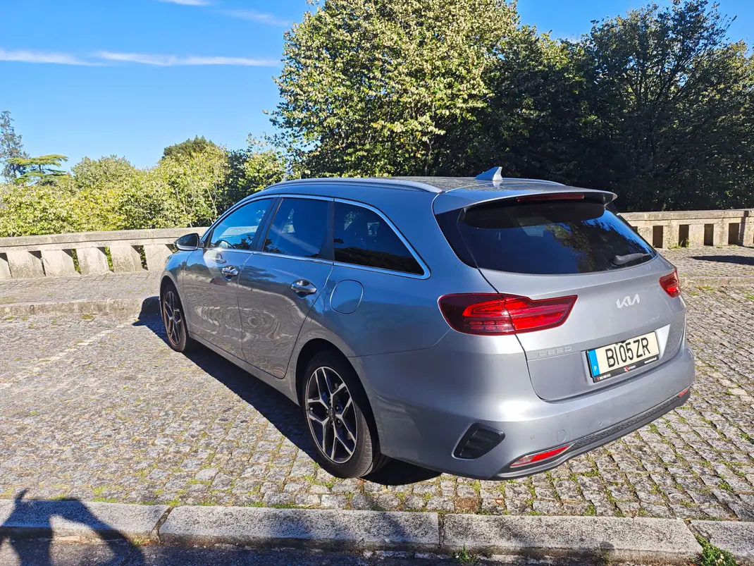 Kia Ceed SW 2024 - 17000 EUR, 56500 km - 56500km - foto 4 de 15
