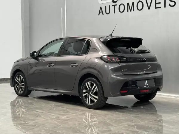 Peugeot 208 2023 - 16490 EUR, 98233 km - AUTO.MOTO.pt - 98233km - foto 7 de 28
