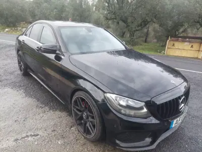 Mercedes-Benz C 220 2015 - 21500 EUR, 187100 km - AUTO.MOTO.pt - 187100km - foto 2 de 9