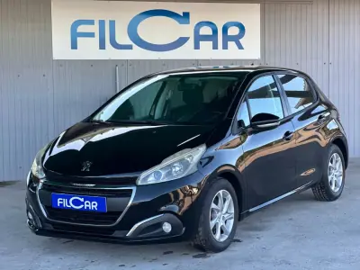 Peugeot 208 2015 - 189000km