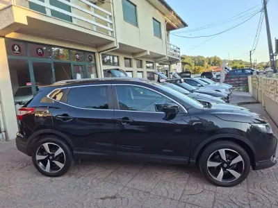 Nissan Qashqai 2015 - 12900 EUR, 138773 km - AUTO.MOTO.pt - 138773km - foto 8 de 39