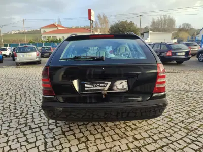 Mercedes-Benz C 220 2005 - 6900 EUR, 382000 km - AUTO.MOTO.pt - 382000km - foto 6 de 19