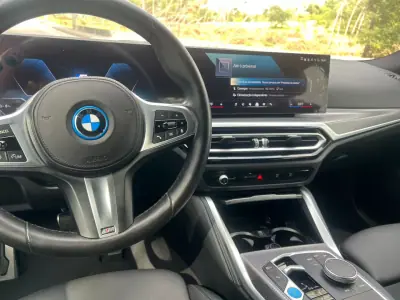 BMW i4 2023 - 41750 EUR, 74000 km - AUTO.MOTO.pt - 74000km - foto 9 de 86