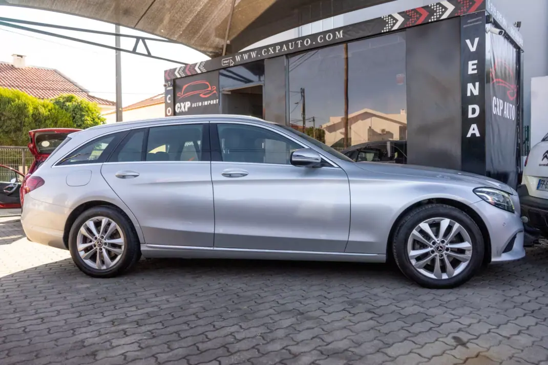 Mercedes-Benz C 200 2019 - 22900 EUR, 84000 km - AUTO.MOTO.pt - 84000km - foto 1 de 19