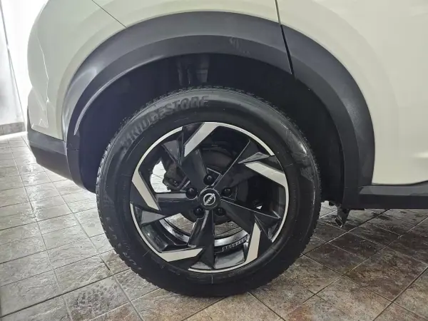 Nissan Juke 2023 - 26500 EUR, 29545 km - AUTO.MOTO.pt - 29545km - foto 7 de 16