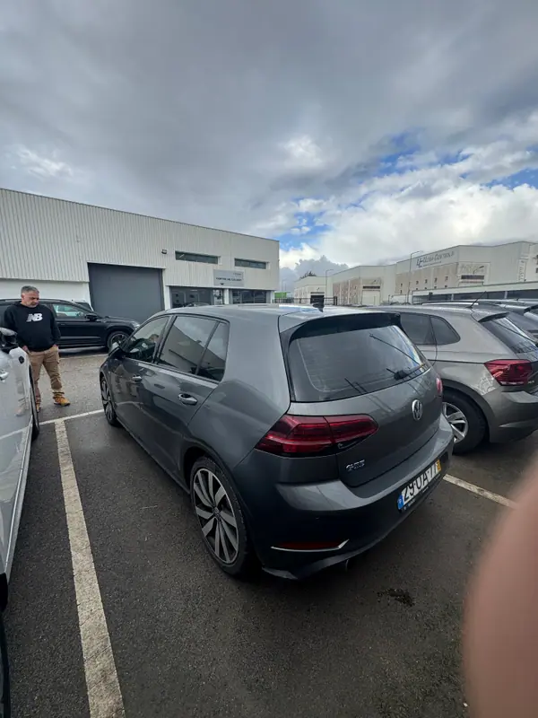 Volkswagen Golf 2017 — foto 3 de 7