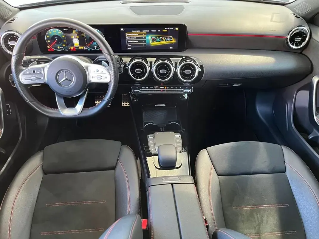 Mercedes-Benz A 250 2021 - 26500 EUR, 76617 km - AUTO.MOTO.pt - 76617km - foto 8 de 15