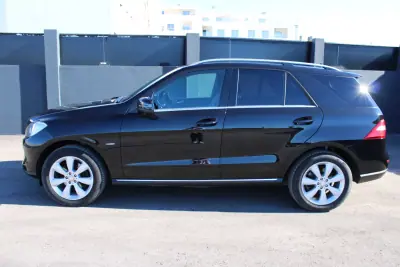 Mercedes-Benz ML 350 2012 - 22500 EUR, 212000 km - 212000km - foto 3 de 28