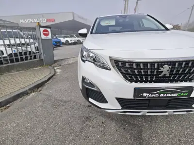 Peugeot 3008 2020 - 19900 EUR, 98000 km - AUTO.MOTO.pt - 98000km - foto 7 de 28