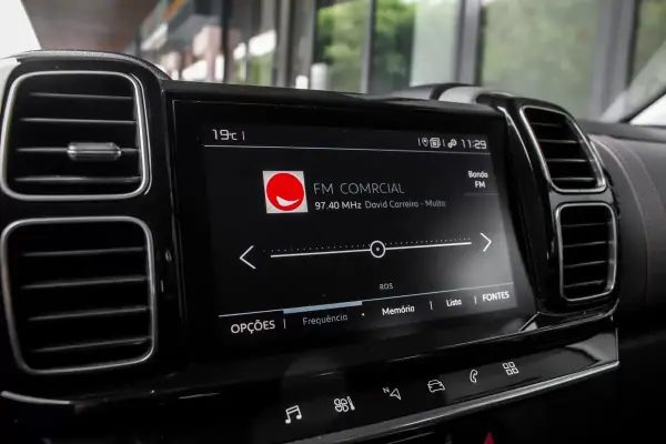 Citroën C5 Aircross 2019 - 10900 EUR, 262996 km - AUTO.MOTO.pt - 262996km - foto 35 de 41