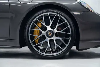 Porsche 991 2015 - 149950 EUR, 52000 km - AUTO.MOTO.pt - 52000km - foto 10 de 51