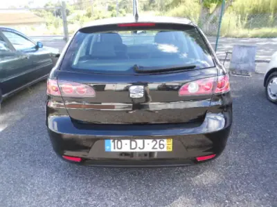 SEAT Ibiza 2007 - 6900 EUR, 262599 km - AUTO.MOTO.pt - 262599km - foto 5 de 11