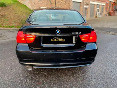 BMW 318 2011 - 8900 EUR, 96199 km - AUTO.MOTO.pt - 96199km - foto 5 de 14