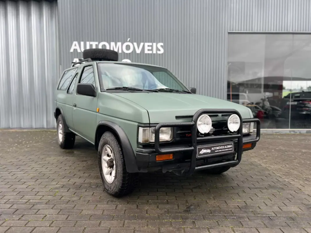 Nissan Terrano 1990 - 7500 EUR, 356940 km - AUTO.MOTO.pt - 356940km - foto 3 de 15