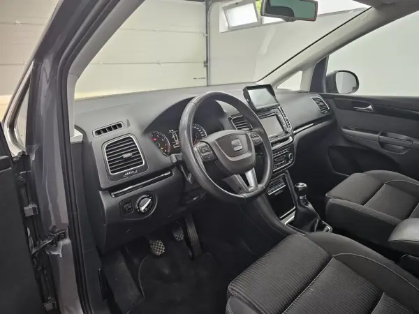 SEAT Alhambra 2011 - 12650 EUR, 216141 km - AUTO.MOTO.pt - 216141km - foto 15 de 51