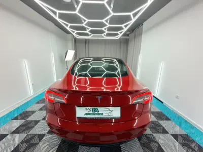 Tesla Model 3 2020 - 19500 EUR, 167000 km - AUTO.MOTO.pt - 167000km - foto 7 de 21